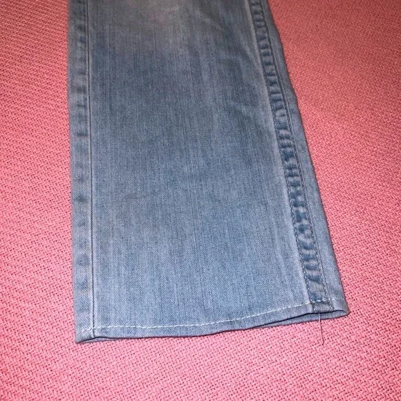True Religion Relaxed Straight Light Wash Jeans size 33 - Picture 5 of 8